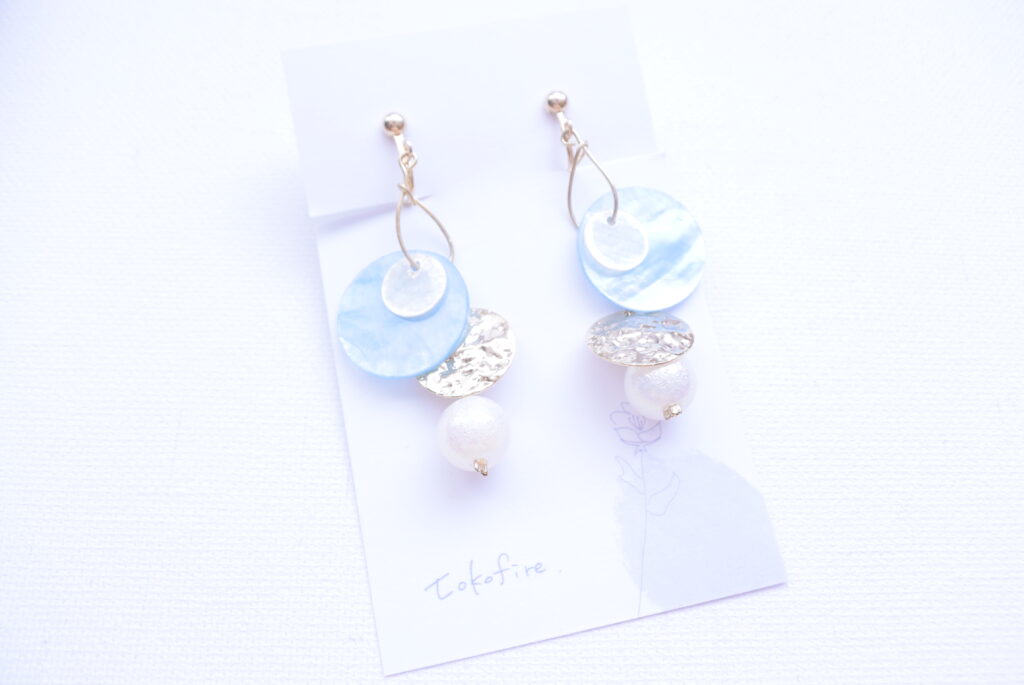 風変わりなアクセサリー
